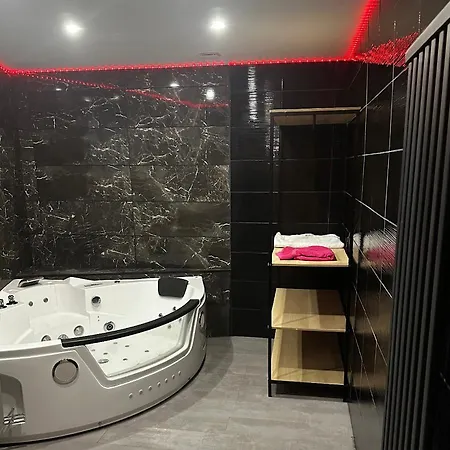 Le Petit Nid Douillet Spa Balneo Maison d'hôtes Angers